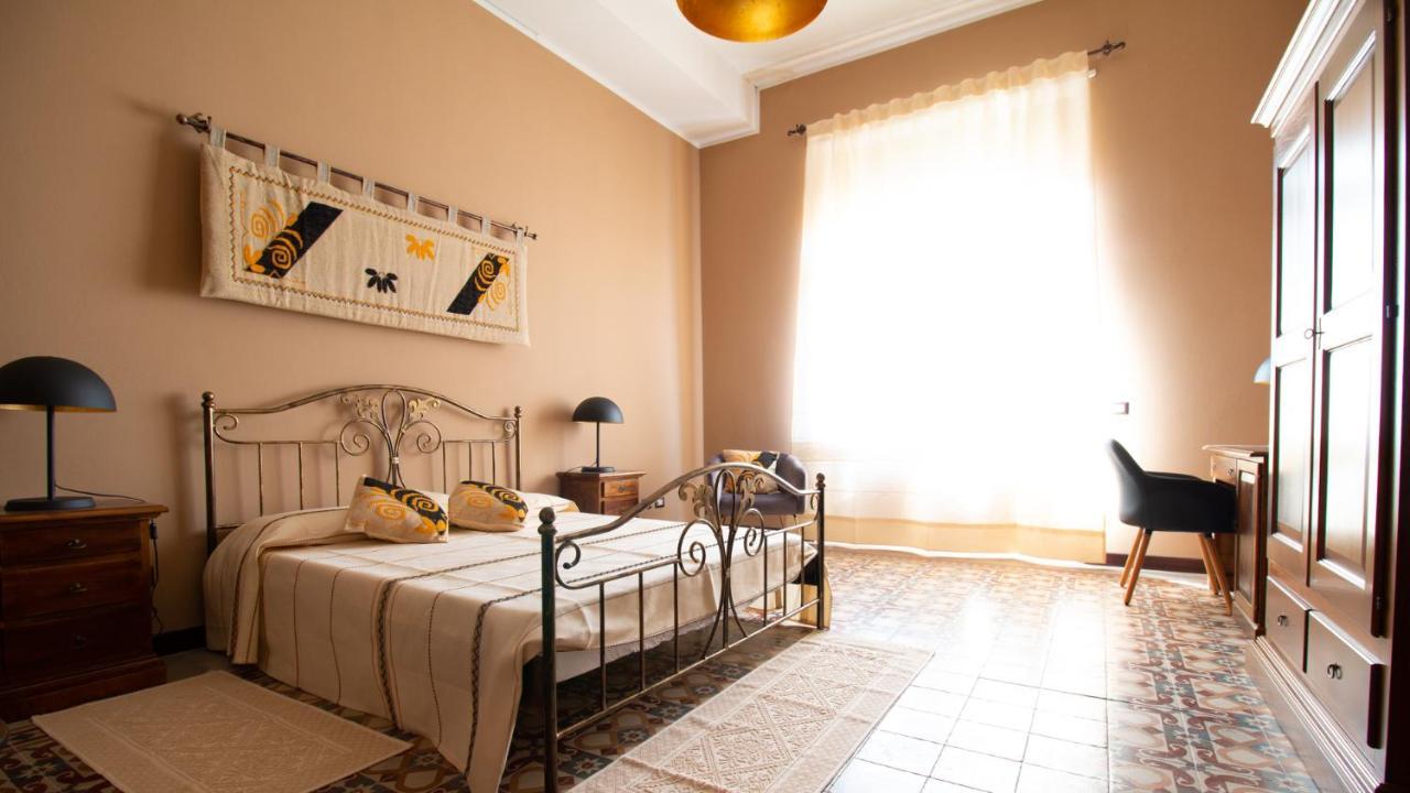 Sardinianworld - Cocco E Dessi Home Ористано Екстериор снимка